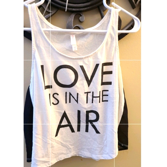 Crop Top - Picture 2 of 4